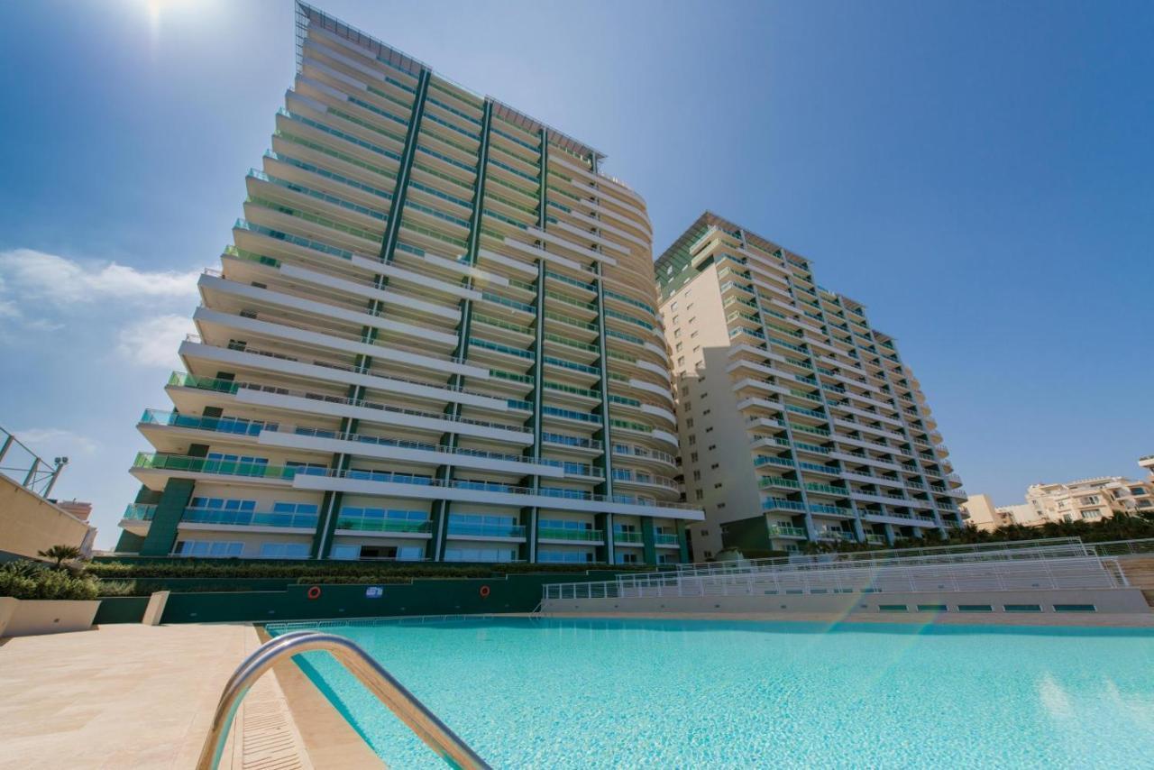 Apartament The Ultimate Luxury, With Pool